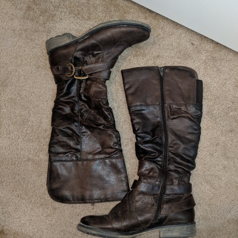 BareTrap Brown Boots